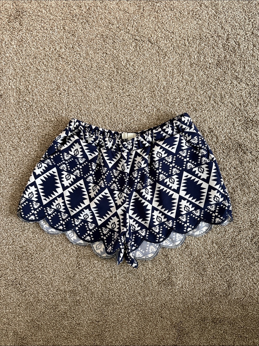 mine Navy and White Geometric Scallop-Hem Skort